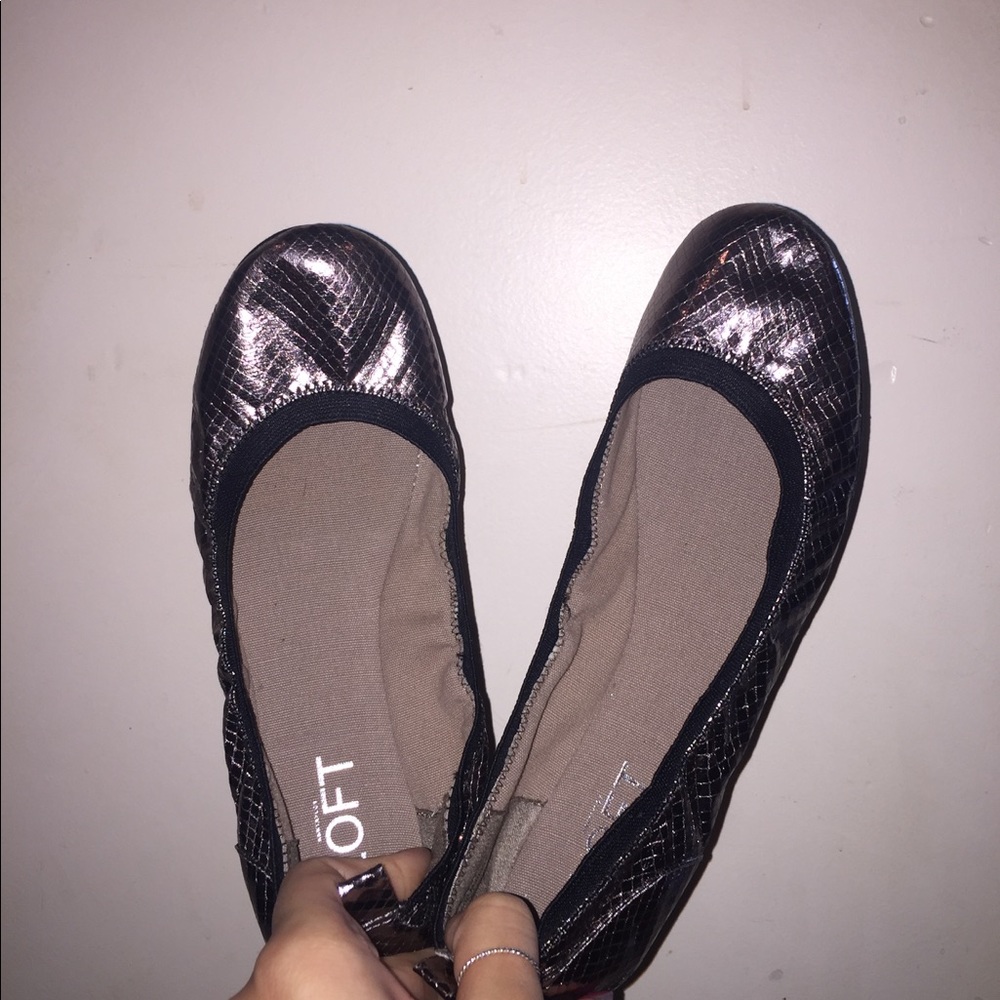 LOFT ballet flats
